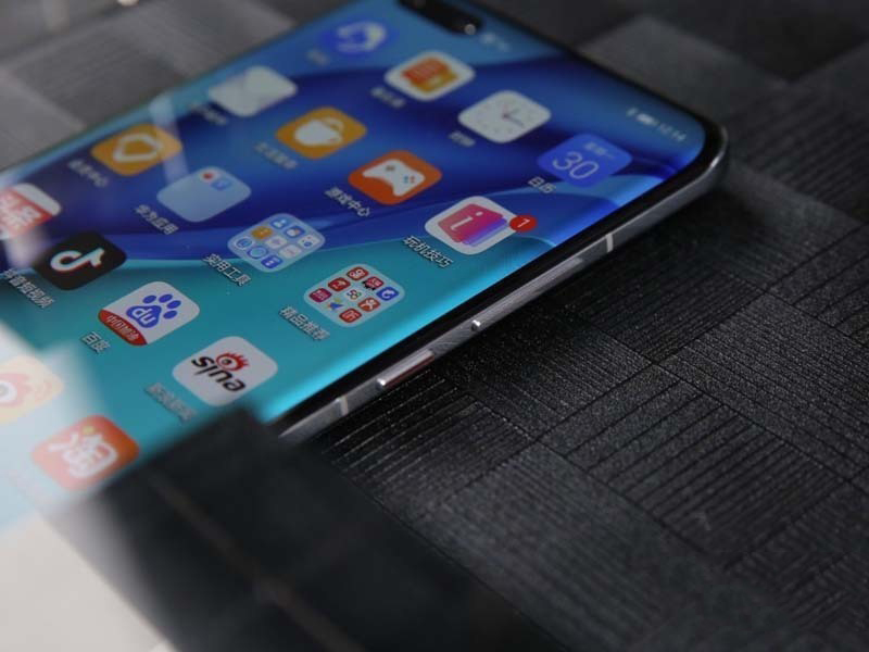 华为p40pro外观功能图解,华为p40pro外观图解 华为p40pro 和p40pro对比评测